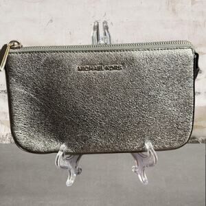 Michael Kors Jet Set Bag in Metallic Silver Leather